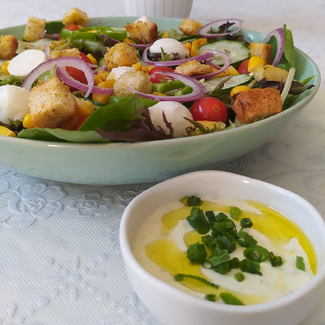 Photo of the Salad complete with yogurt dressing – recipe of Salad complete with yogurt dressing on DeliRec