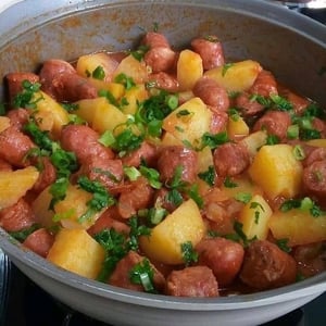 Sausage stew with potatoes