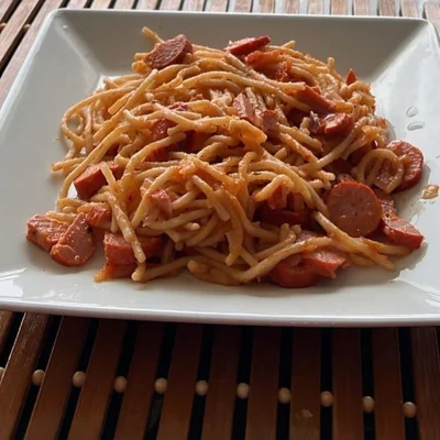Recipe of Simple noodles with sausage on the DeliRec recipe website