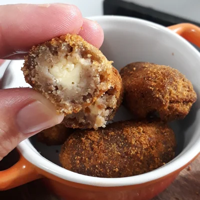 Recipe of Meat croquette with cream cheese on the DeliRec recipe website