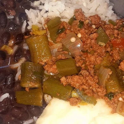 Recipe of Minced meat with okra on the DeliRec recipe website