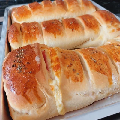 Hausgemachtes Brot gefüllt Rezept auf der DeliRec-Rezept-Website