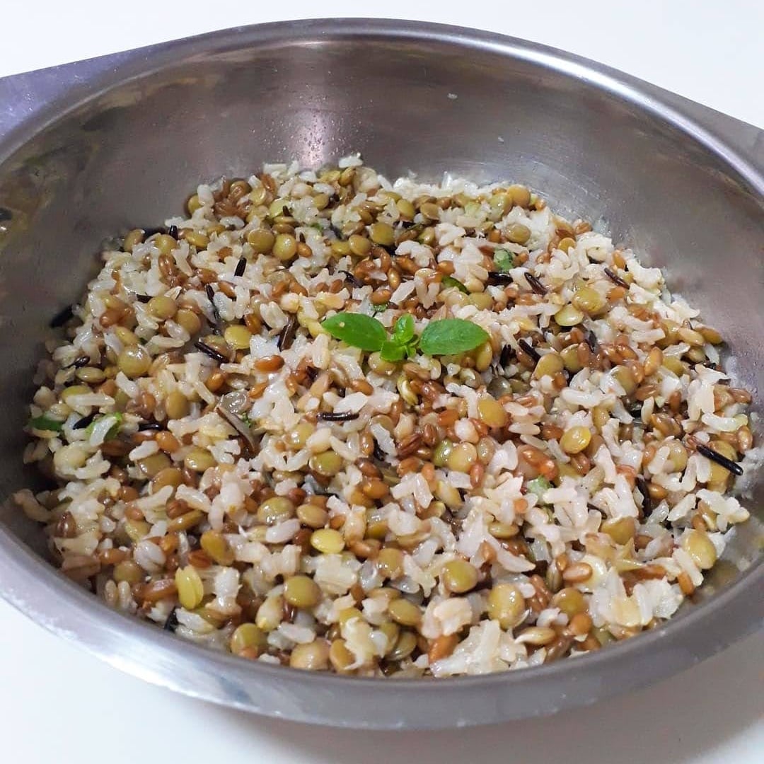 Foto da Salada de arroz 7 cereais com lentilha - receita de Salada de arroz 7 cereais com lentilha no DeliRec