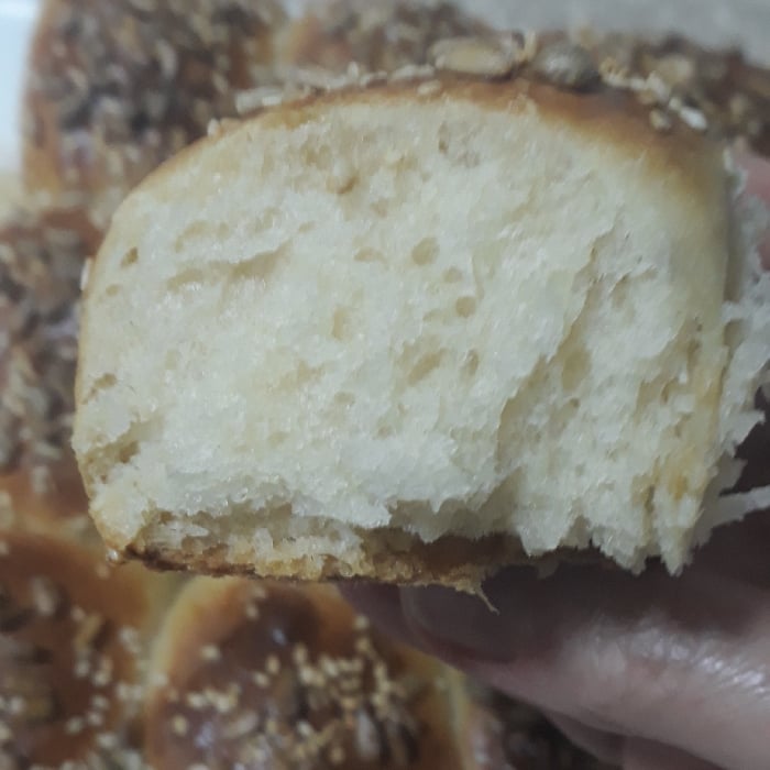 Photo of the Bun with Sunflower and Sesame Seeds – recipe of Bun with Sunflower and Sesame Seeds on DeliRec