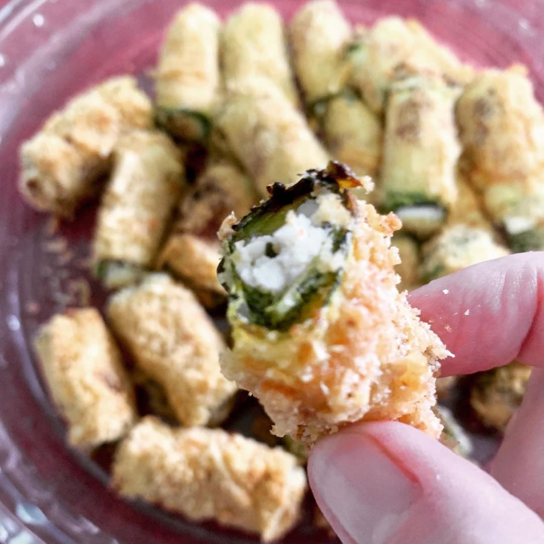 Photo of the Zucchini Rolls in the AIRFRYER – recipe of Zucchini Rolls in the AIRFRYER on DeliRec