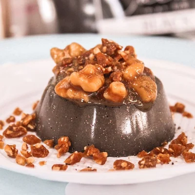 Recipe of Chocolate Panna Cotta with Walnut Praline on the DeliRec recipe website