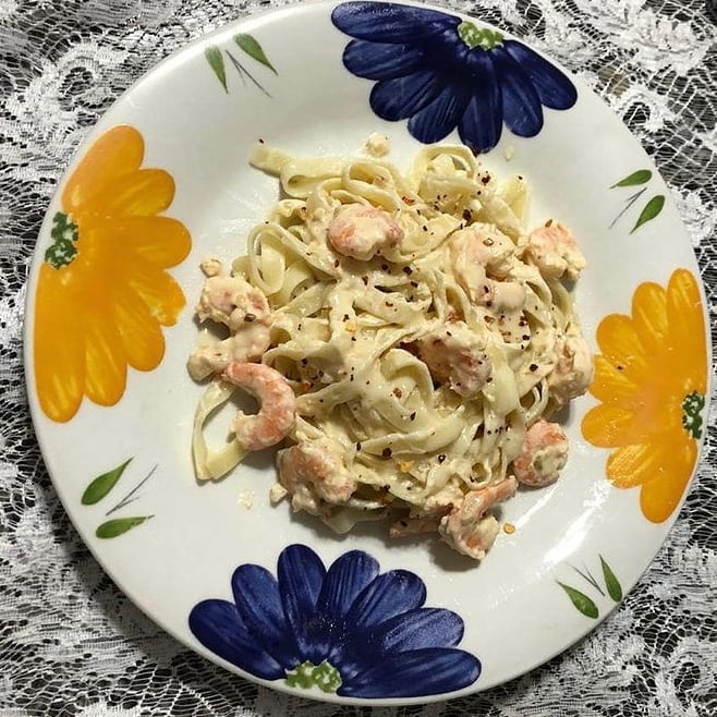 Photo of the Carbonara With white sauce and shrimp – recipe of Carbonara With white sauce and shrimp on DeliRec