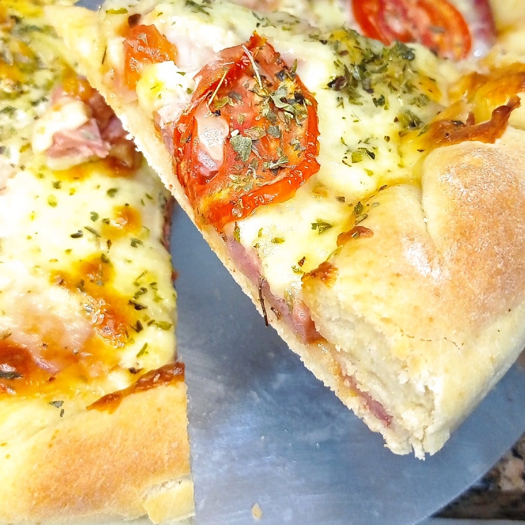 Foto da Pizza de calabresa (melhor massa de pizza) - receita de Pizza de calabresa (melhor massa de pizza) no DeliRec