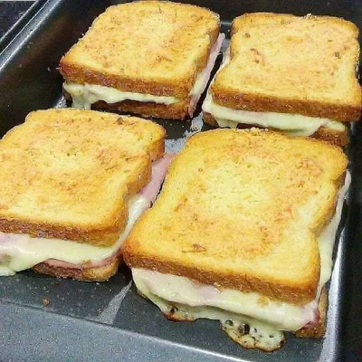 Recipe of Oven Grilled Cheese on the DeliRec recipe website