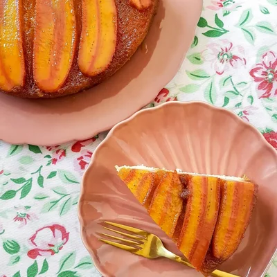 Recipe of caramelized banana cake on the DeliRec recipe website