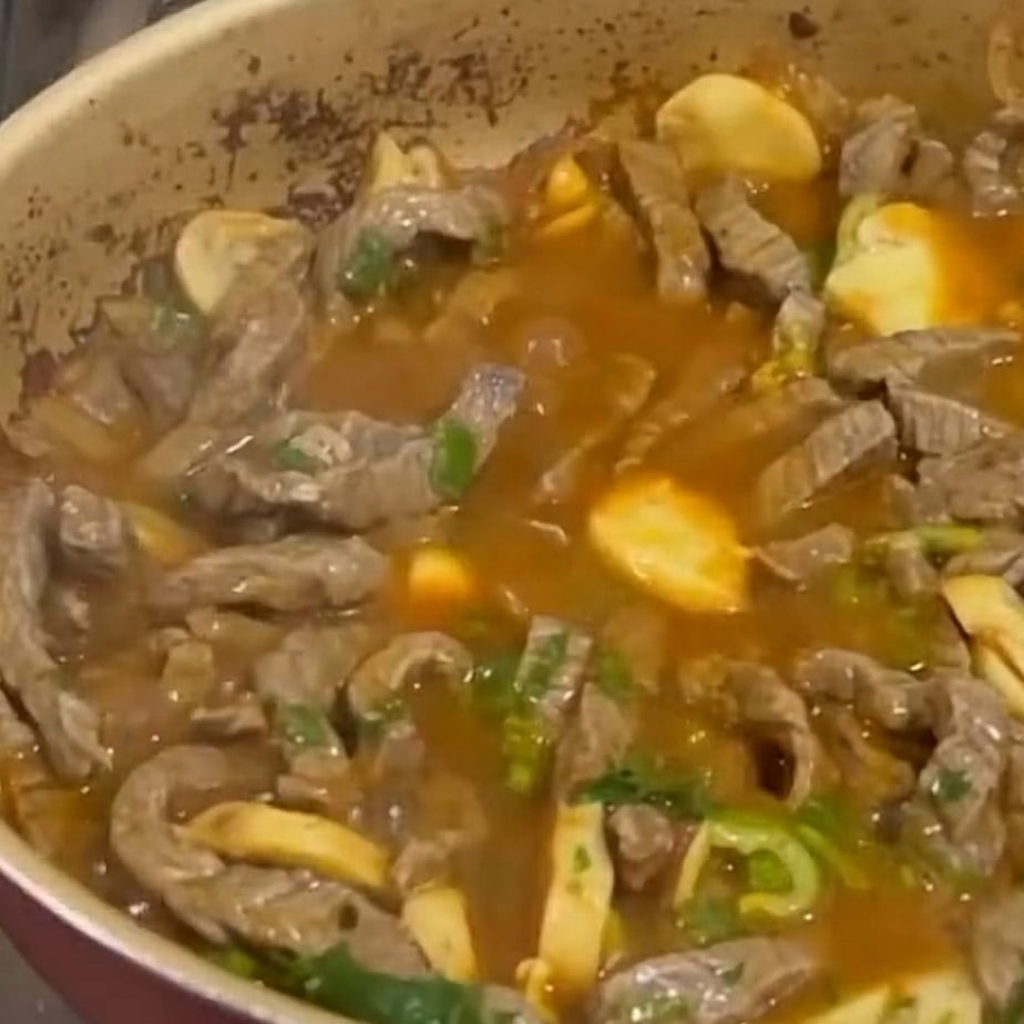 Photo of the Meat in sauce with mushrooms – recipe of Meat in sauce with mushrooms on DeliRec