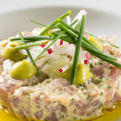 Recipe of Tuna Tartare with Avocado on the DeliRec recipe website