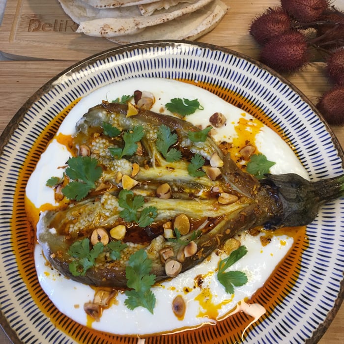 Photo of the Roasted eggplant with curd cream and goat cheese and annatto oil and spices – recipe of Roasted eggplant with curd cream and goat cheese and annatto oil and spices on DeliRec