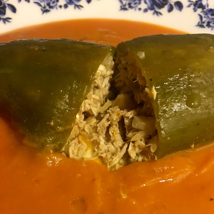 Photo of the Stuffed Peppers over Pumpkin Cream – recipe of Stuffed Peppers over Pumpkin Cream on DeliRec