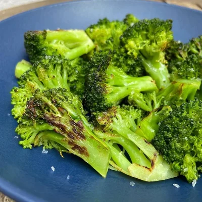 Recipe of butter broccoli on the DeliRec recipe website