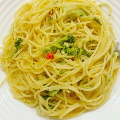 Recipe of Pasta with garlic and oil on the DeliRec recipe website