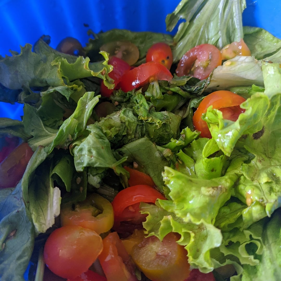 Photo of the Lettuce and tomato salad 🍅🥗 – recipe of Lettuce and tomato salad 🍅🥗 on DeliRec