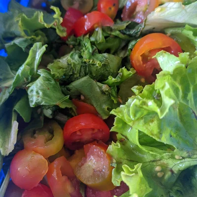 Recipe of Lettuce and tomato salad 🍅🥗 on the DeliRec recipe website