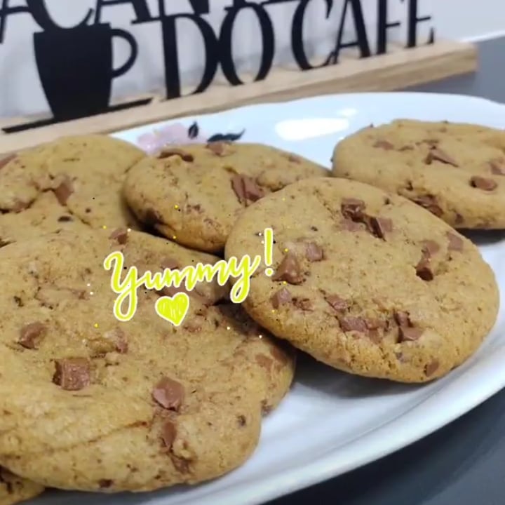 Foto da Cookies com gotas de chocolate 🍫 - receita de Cookies com gotas de chocolate 🍫 no DeliRec