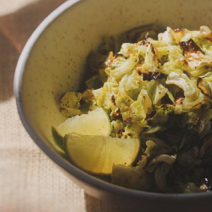 Photo of the Roasted Cabbage with Chimichurri – recipe of Roasted Cabbage with Chimichurri on DeliRec