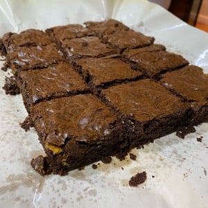 Dreifacher Schokoladen-Brownie