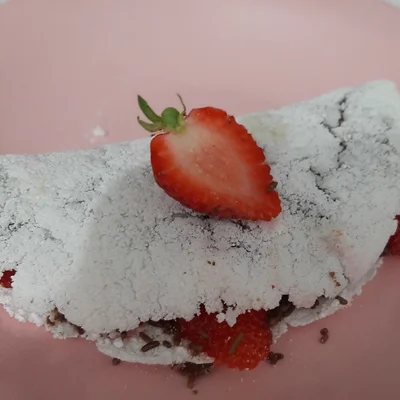 Recipe of Tapioca stuffed with chocolate, strawberry and sprinkles 🍓🍫 on the DeliRec recipe website