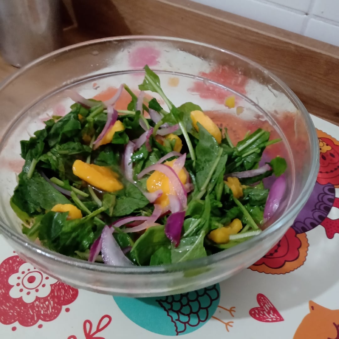 Foto da Salada de manga com rúcula prática  - receita de Salada de manga com rúcula prática  no DeliRec