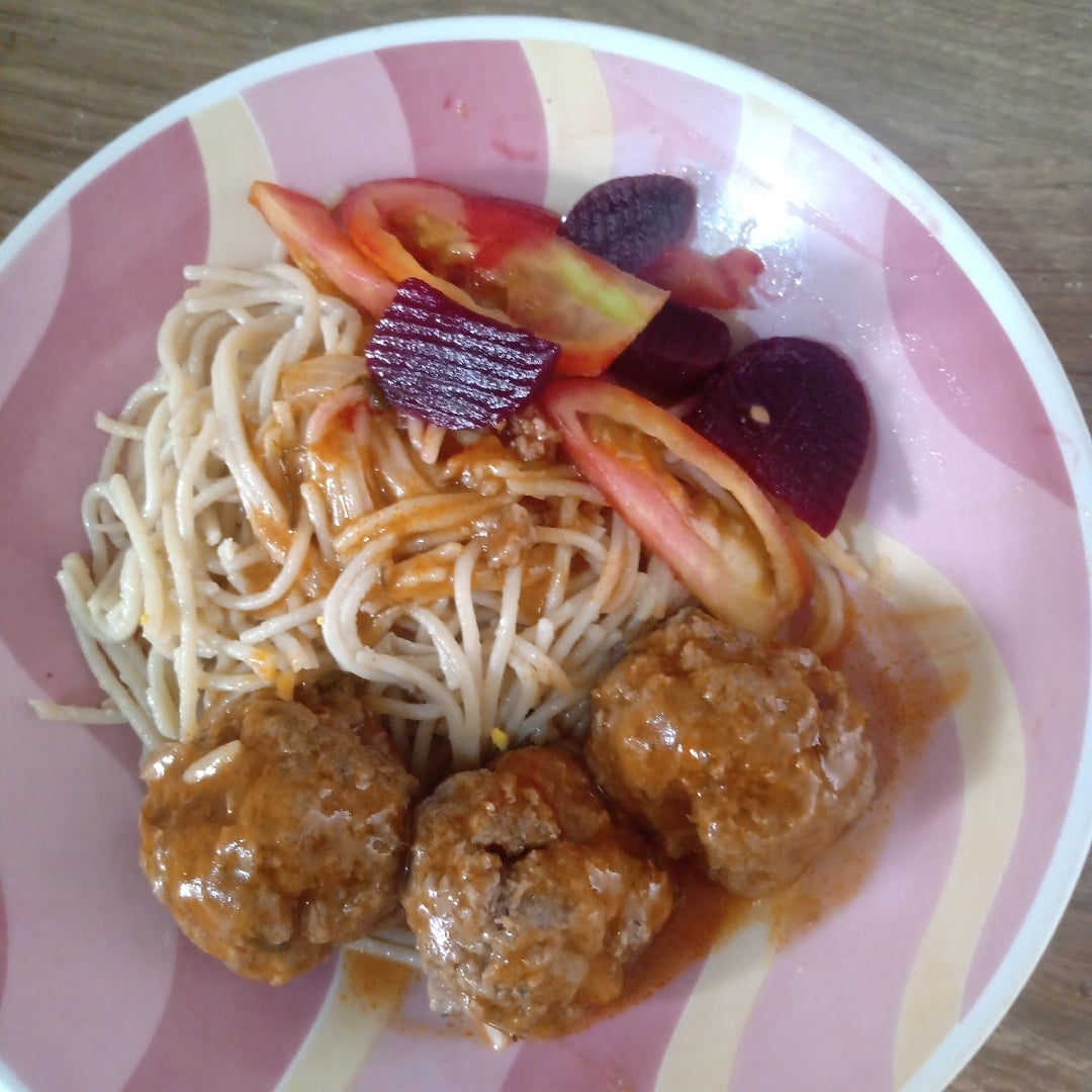 Photo of the Spaghetti With Meatballs – recipe of Spaghetti With Meatballs on DeliRec