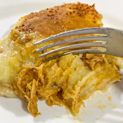 Recipe of POTATO CAKE WITH CREAMY CHICKEN FILLING on the DeliRec recipe website