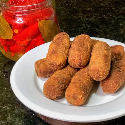 Recipe of Snacks for the World Cup: Roasted Meat Croquette on the DeliRec recipe website