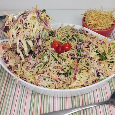 Recette de Salade de chou crémeuse sur le site de recettes DeliRec
