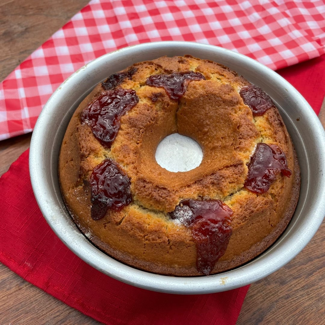 Photo of the Cake 5 cups of cornmeal with guava – recipe of Cake 5 cups of cornmeal with guava on DeliRec