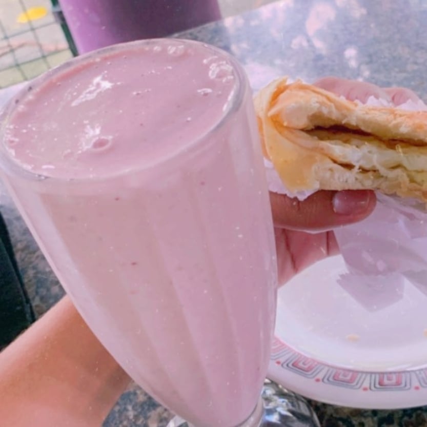 Photo of the Creamy strawberry milkshake – recipe of Creamy strawberry milkshake on DeliRec