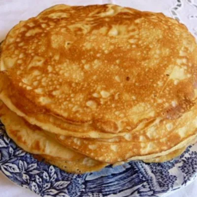 Recipe of Quick and simple pancake 😋 on the DeliRec recipe website