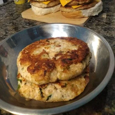 Recipe of homemade chicken burger on the DeliRec recipe website