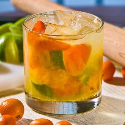 Recipe of orange caipirinha on the DeliRec recipe website