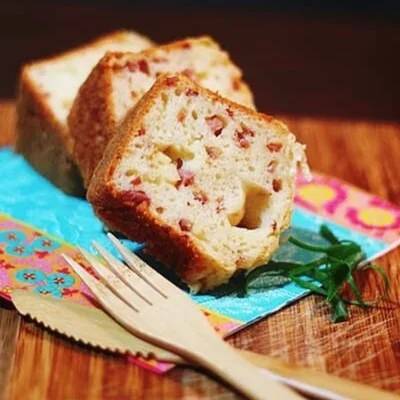 Recette de Gâteau au pain au fromage sur le site de recettes DeliRec