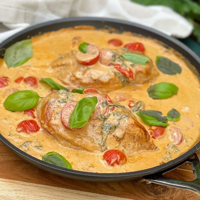 Photo of the Chicken with Spinach and Tomato – recipe of Chicken with Spinach and Tomato on DeliRec