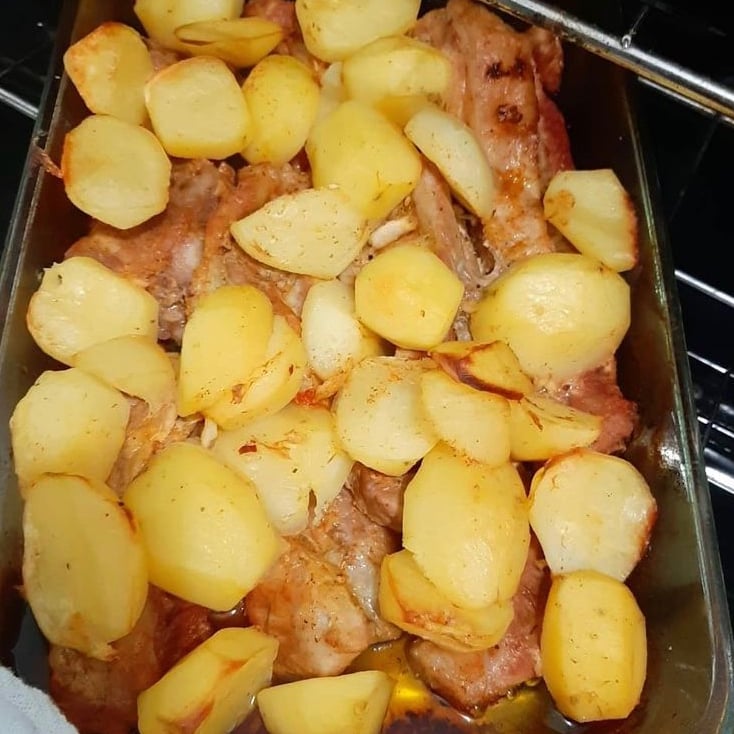 Foto da Costelinha de porco assada com batatas - receita de Costelinha de porco assada com batatas no DeliRec