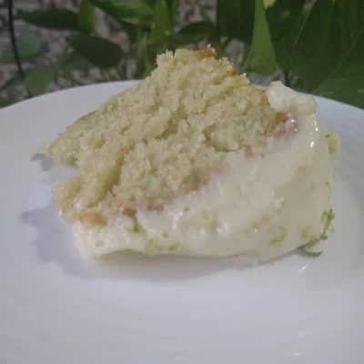 Recipe of Fluffy Lemon Cake on the DeliRec recipe website