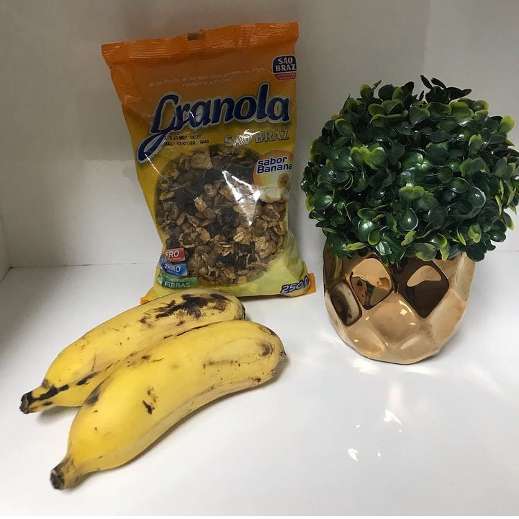 Foto da Barrinha de banana e granola  - receita de Barrinha de banana e granola  no DeliRec