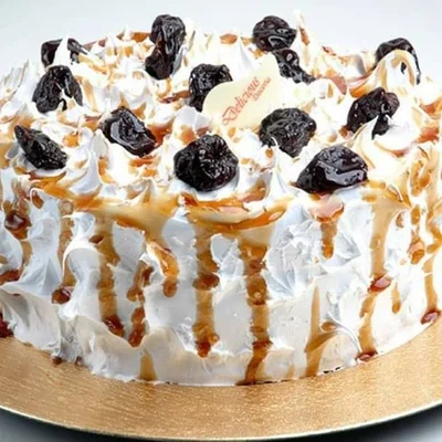 Recipe of CREAMY PLUM CAKE on the DeliRec recipe website