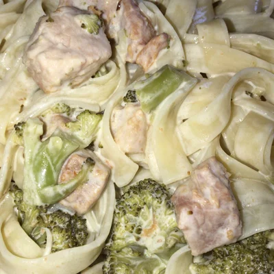 Recipe of Pasta with broccoli and bacon on the DeliRec recipe website