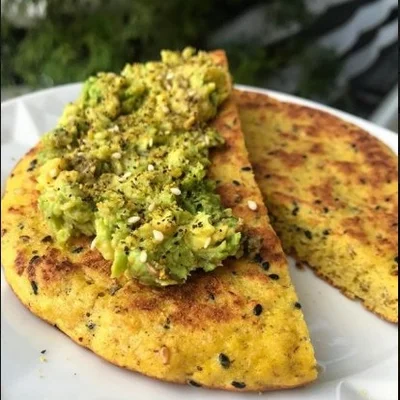 Recipe of pancake with avocado on the DeliRec recipe website