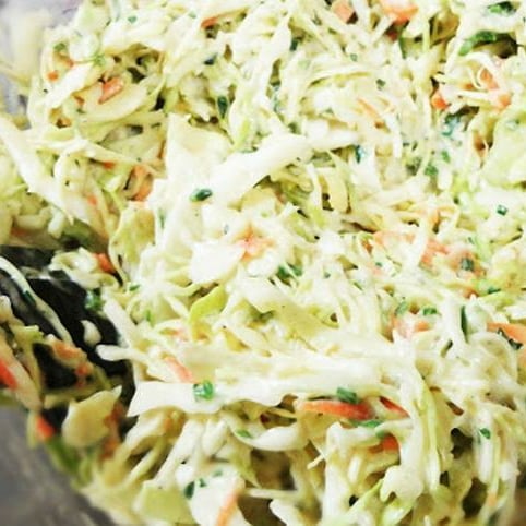 Foto da Salada de Repolho com Maionese - receita de Salada de Repolho com Maionese no DeliRec