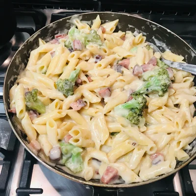 Recipe of Penne in white sauce on the DeliRec recipe website
