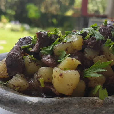 Recipe of Beef kidney with potatoes on the DeliRec recipe website
