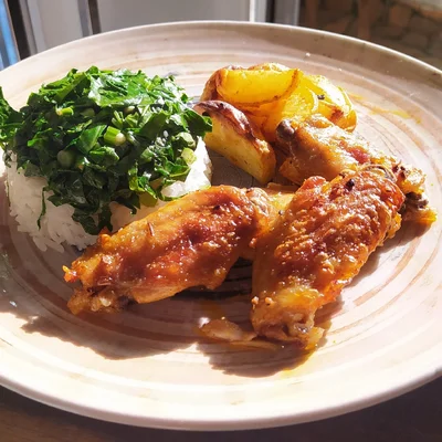 Recipe of Chicken wing with rustic potatoes, white rice and cabbage on the DeliRec recipe website