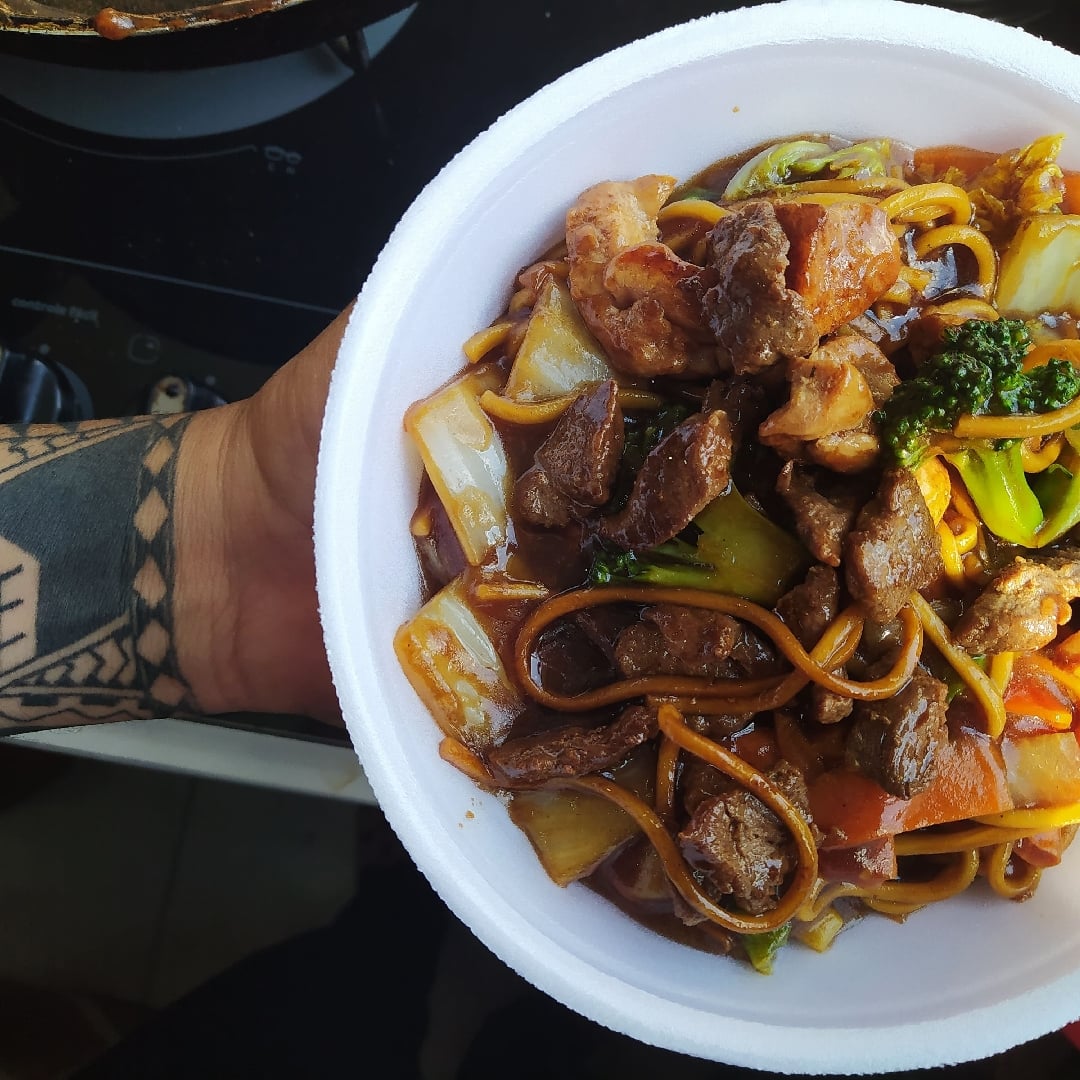 Photo of the Mixed beef and chicken yakisoba – recipe of Mixed beef and chicken yakisoba on DeliRec
