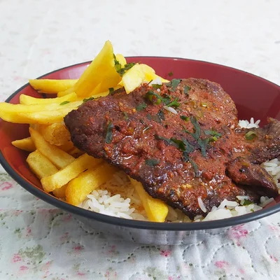 Receita de Bife com arroz e batata frita no site de receitas DeliRec